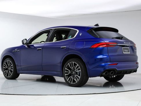 Certified 2023 Maserati Grecale Modena AWD/4WD image 3