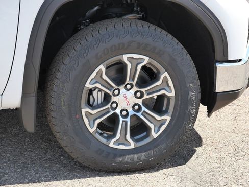 New 2026 GMC Sierra 1500 SLE AWD/4WD image 19