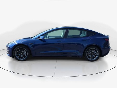 Used 2022 Tesla Model 3 Long Range AWD/4WD image 7