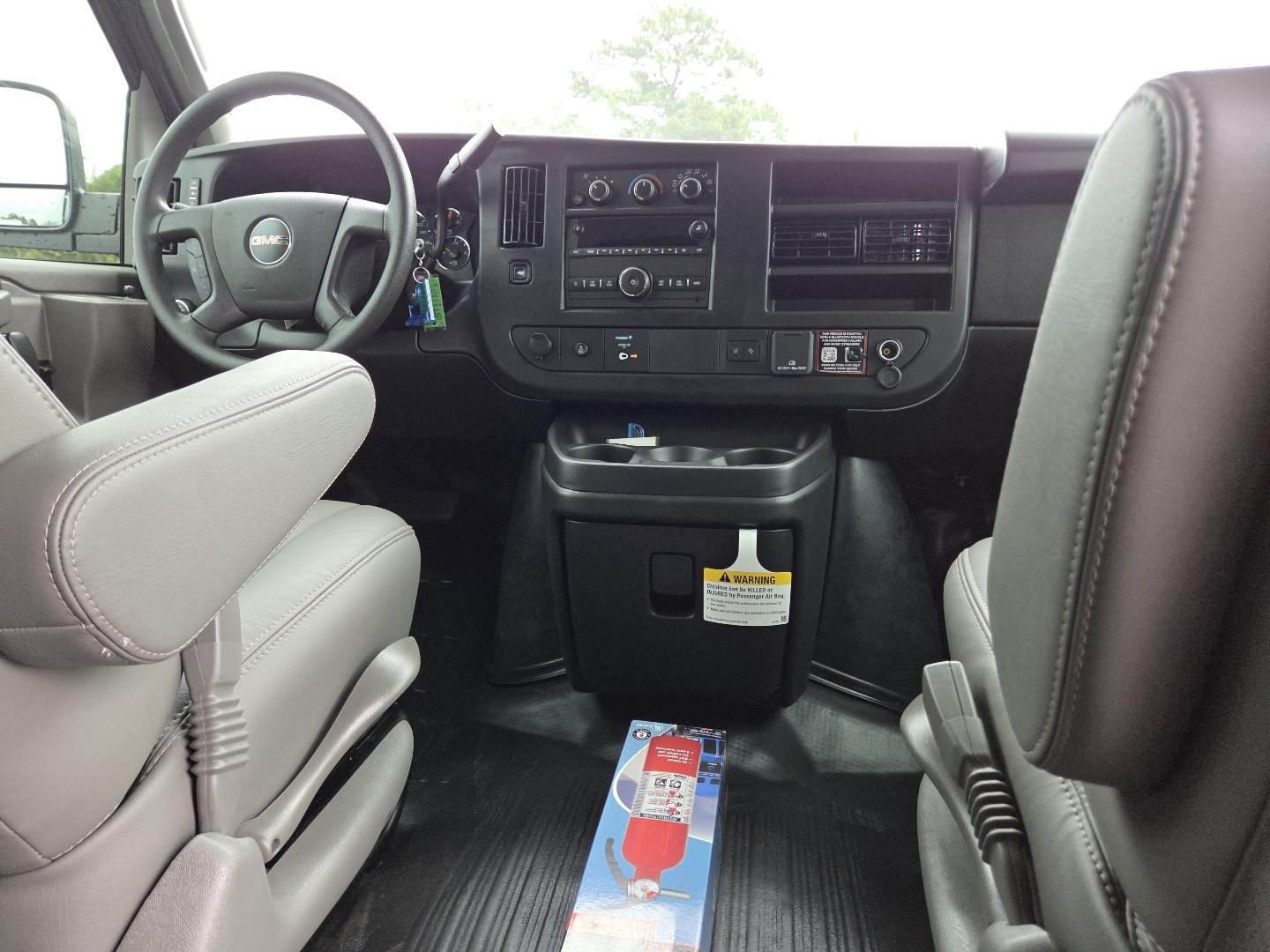 New 2026 GMC Savana 2500 w/ Driver Convenience Package RWD image 18