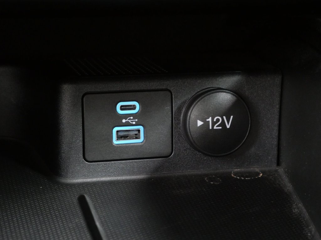 Certified 2023 Ford Escape Active AWD/4WD image 24