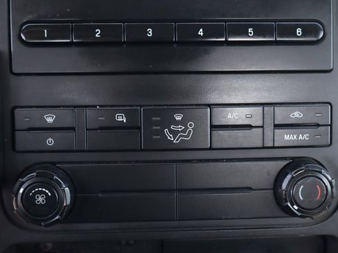 Used 2012 Ford F550 2WD Regular Cab Super Duty w/ PWR Equipment Group image 31