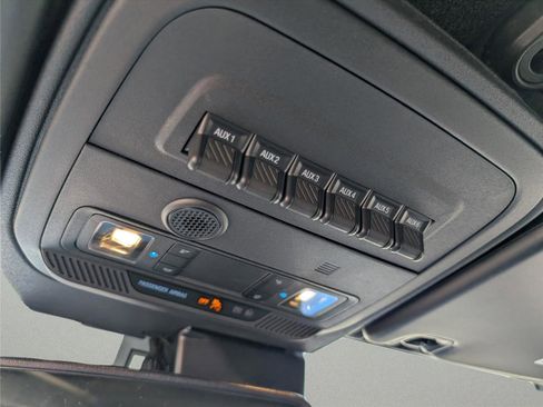 Used 2024 Ford Bronco Wildtrak image 24