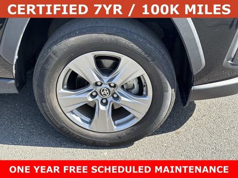 Used 2023 Toyota RAV4 LE AWD/4WD image 7