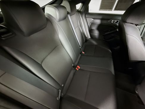 Used 2024 Honda Civic Sport image 32