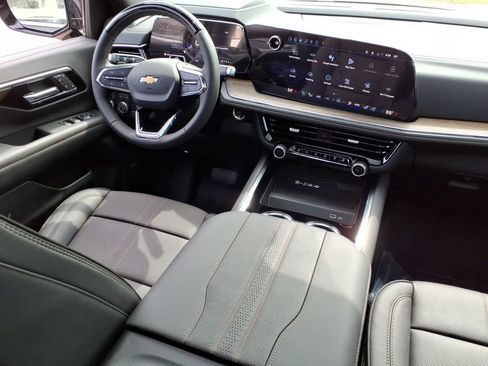 New 2026 Chevrolet Tahoe High Country AWD/4WD image 17