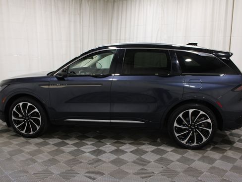 Used 2024 Lincoln Nautilus Black Label AWD/4WD image 38