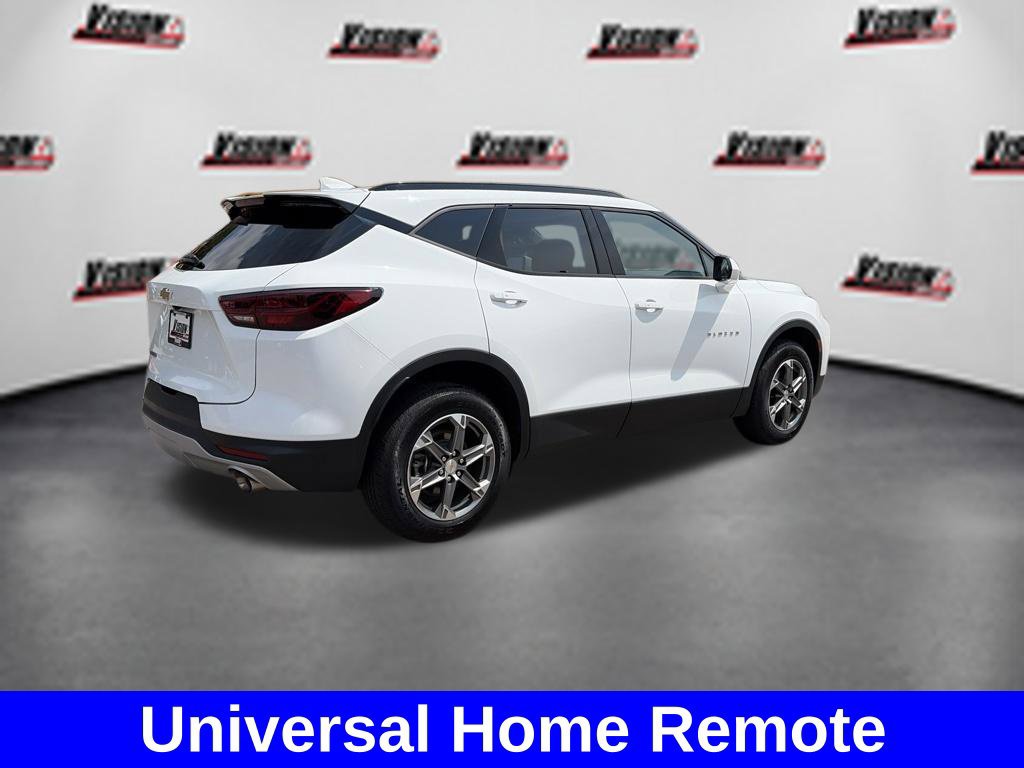 Used 2024 Chevrolet Blazer LT w/ Convenience Package FWD image 5