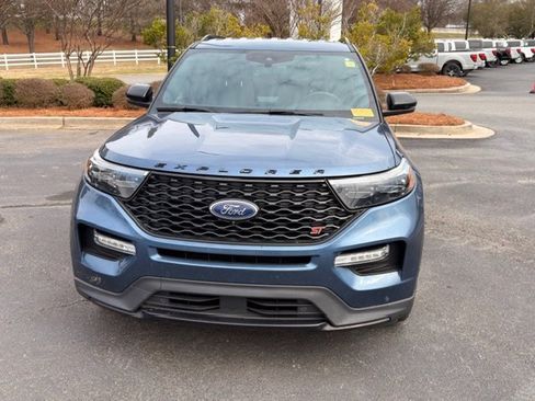 Used 2020 Ford Explorer ST w/ Premium Technology Package image 19