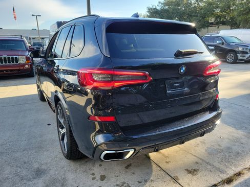 Used 2019 BMW X5 xDrive40i w/ M Sport Package AWD/4WD image 2