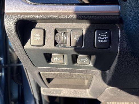 Used 2017 Subaru Forester 2.5i Touring image 22