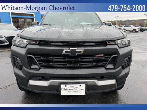 Used 2024 Chevrolet Colorado Trail Boss w/ Technology Package image 2