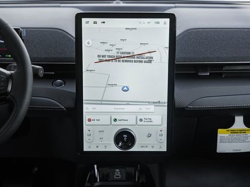 New 2025 Ford Mustang Mach-E Premium image 25