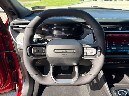 New 2026 Jeep Cherokee Limited AWD/4WD image 15