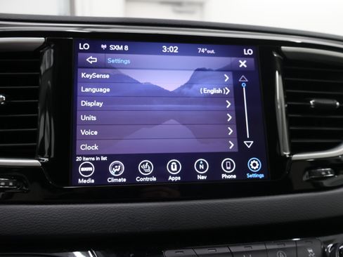 Used 2020 Chrysler Pacifica Touring-L Plus FWD image 59