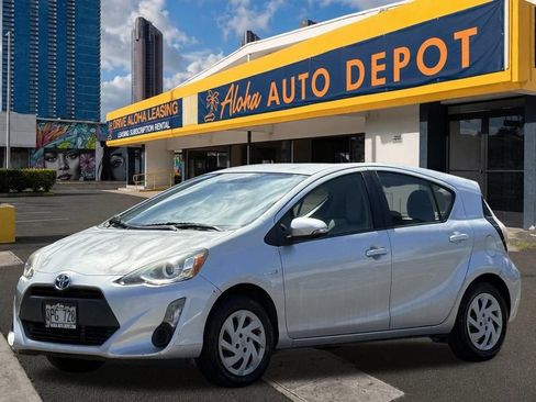 Used 2015 Toyota Prius C Four FWD image 1