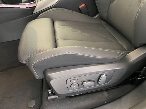 New 2026 BMW X3 xDrive30 w/ Premium Package image 12