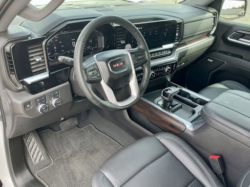 Used 2024 GMC Sierra 1500 SLT w/ SLT Premium Plus Package image 42