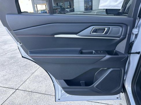 New 2026 Ford Explorer ST-Line image 21