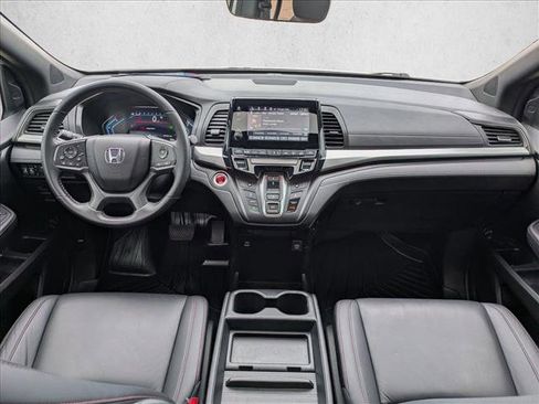 Certified 2023 Honda Odyssey Sport image 18