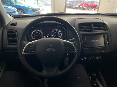 Used 2024 Mitsubishi Outlander Sport ES image 31
