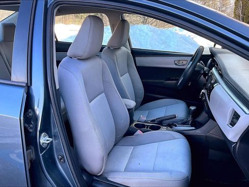 Used 2016 Toyota Corolla LE image 8