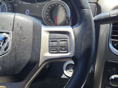 Used 2015 RAM 2500 Laramie AWD/4WD image 19