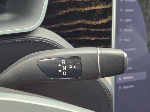 Used 2017 Tesla Model S 75 RWD image 24