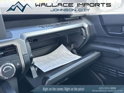 Used 2025 Toyota Tacoma SR5 image 21