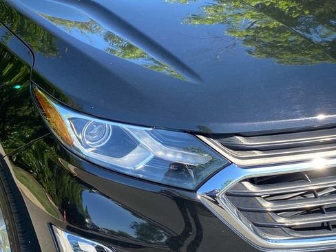 Used 2019 Chevrolet Equinox LT w/ LPO, Cargo Package FWD image 4