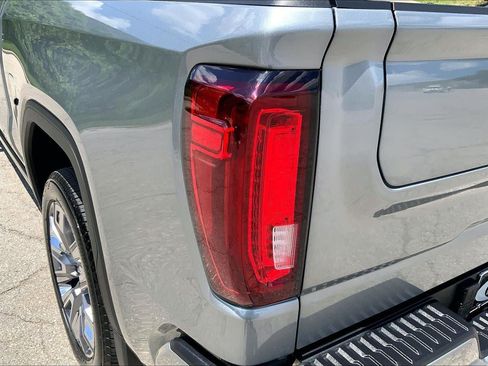 Used 2026 GMC Sierra 1500 Denali AWD/4WD image 28