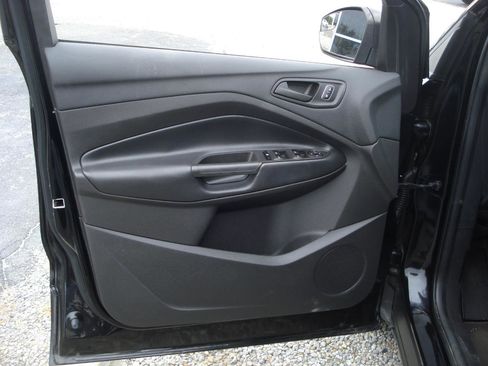 Used 2018 Ford Escape S FWD image 10
