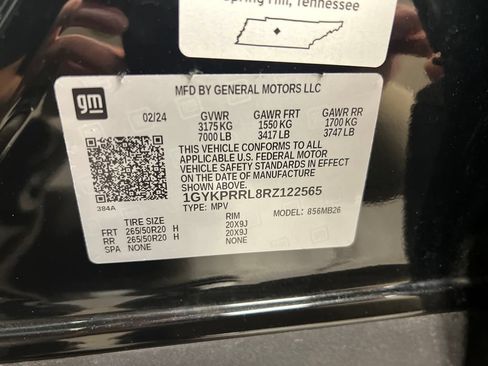 Certified 2024 Cadillac Lyriq Luxury AWD/4WD image 27