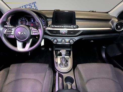 Used 2021 Kia Forte LXS FWD image 8