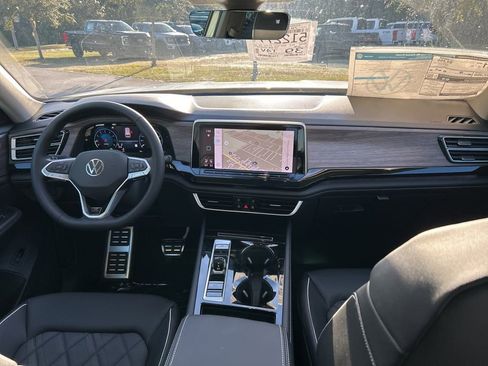 New 2026 Volkswagen Atlas SEL Premium R-Line image 10