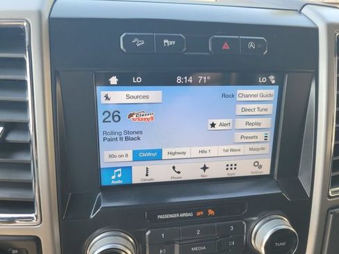 Used 2017 Ford F150 Lariat w/ Equipment Group 502A Luxury AWD/4WD image 24