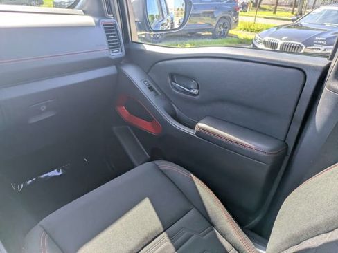 Used 2024 Nissan Frontier PRO-4X w/ Off-Road Protection Package AWD/4WD image 16