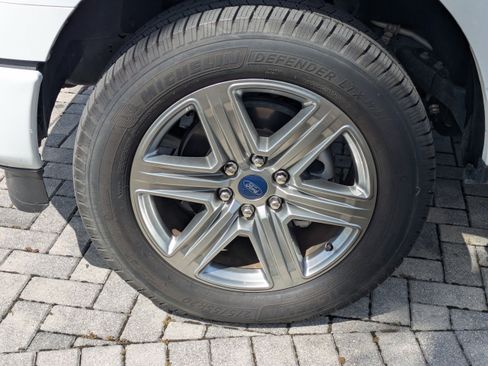 Used 2024 Ford F150 XLT w/ Mobile Office Package image 10