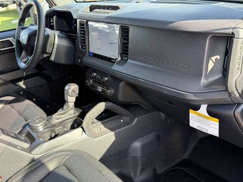 New 2026 Ford Bronco Big Bend w/ Black Diamond Package AWD/4WD image 8