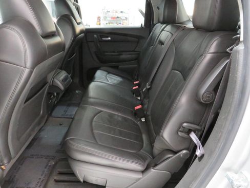 Used 2012 GMC Acadia Denali image 15