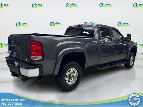Used 2010 GMC Sierra 2500 SLE w/ SLE Preferred Package image 5