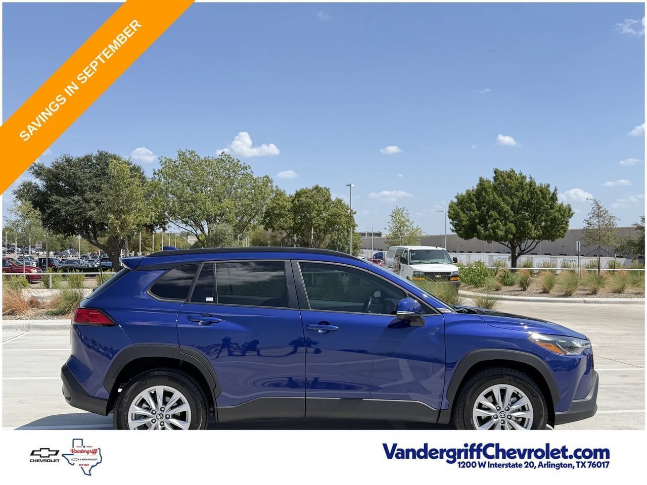 Used 2022 Toyota Corolla Cross LE FWD image 3