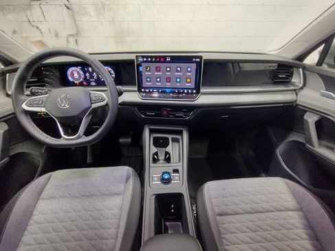 New 2026 Volkswagen Tiguan S FWD image 32