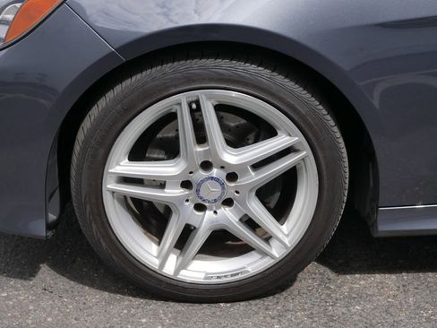 Used 2014 Mercedes-Benz E 350 4MATIC Sedan image 13