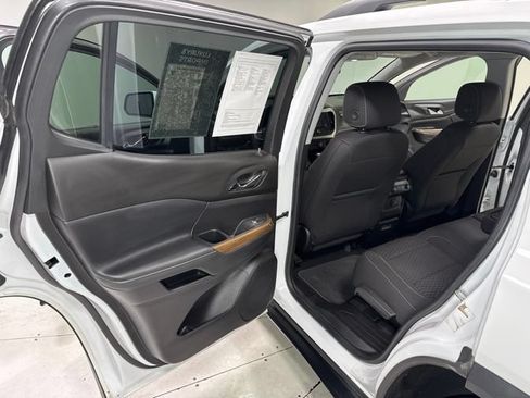 Used 2019 GMC Acadia SLE AWD/4WD image 23