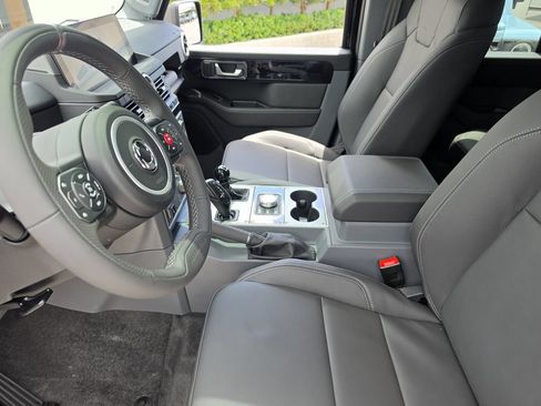 New 2026 INEOS Grenadier Station Wagon AWD/4WD image 19