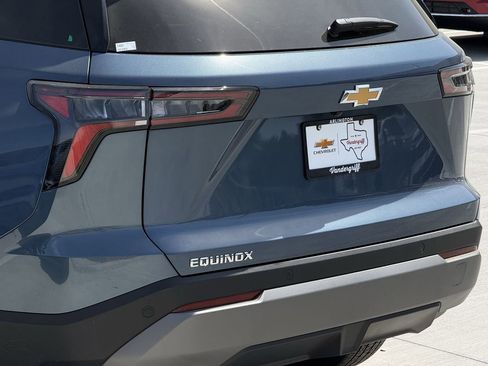 New 2026 Chevrolet Equinox LT image 6