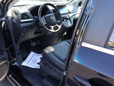 Used 2025 Honda Odyssey EX-L image 8