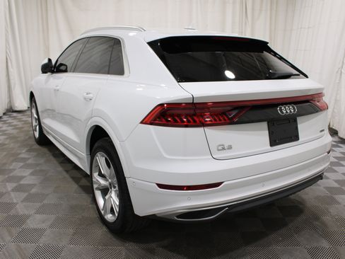 Used 2023 Audi Q8 Premium w/ Convenience Package AWD/4WD image 6
