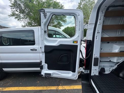 Used 2025 Ford Transit 250 Low Roof w/ Exterior Upgrade Package RWD image 8